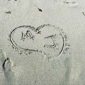 Meet your Posher, Maira